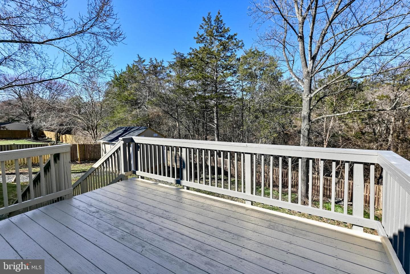 211 Amy Court photo 25