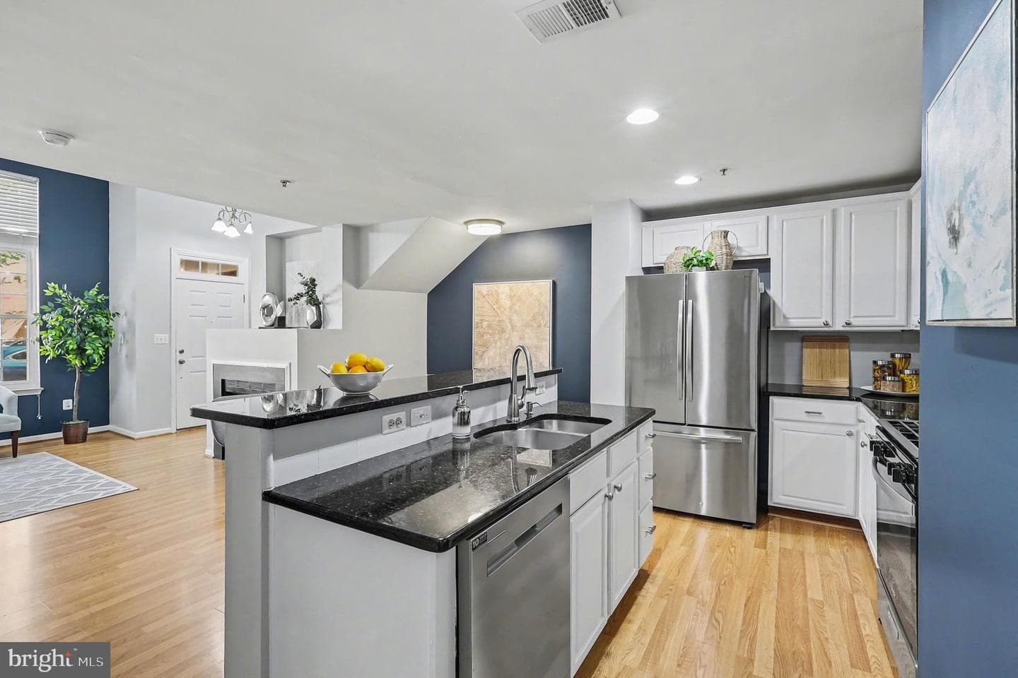 42260 Terrazzo Terrace photo 3