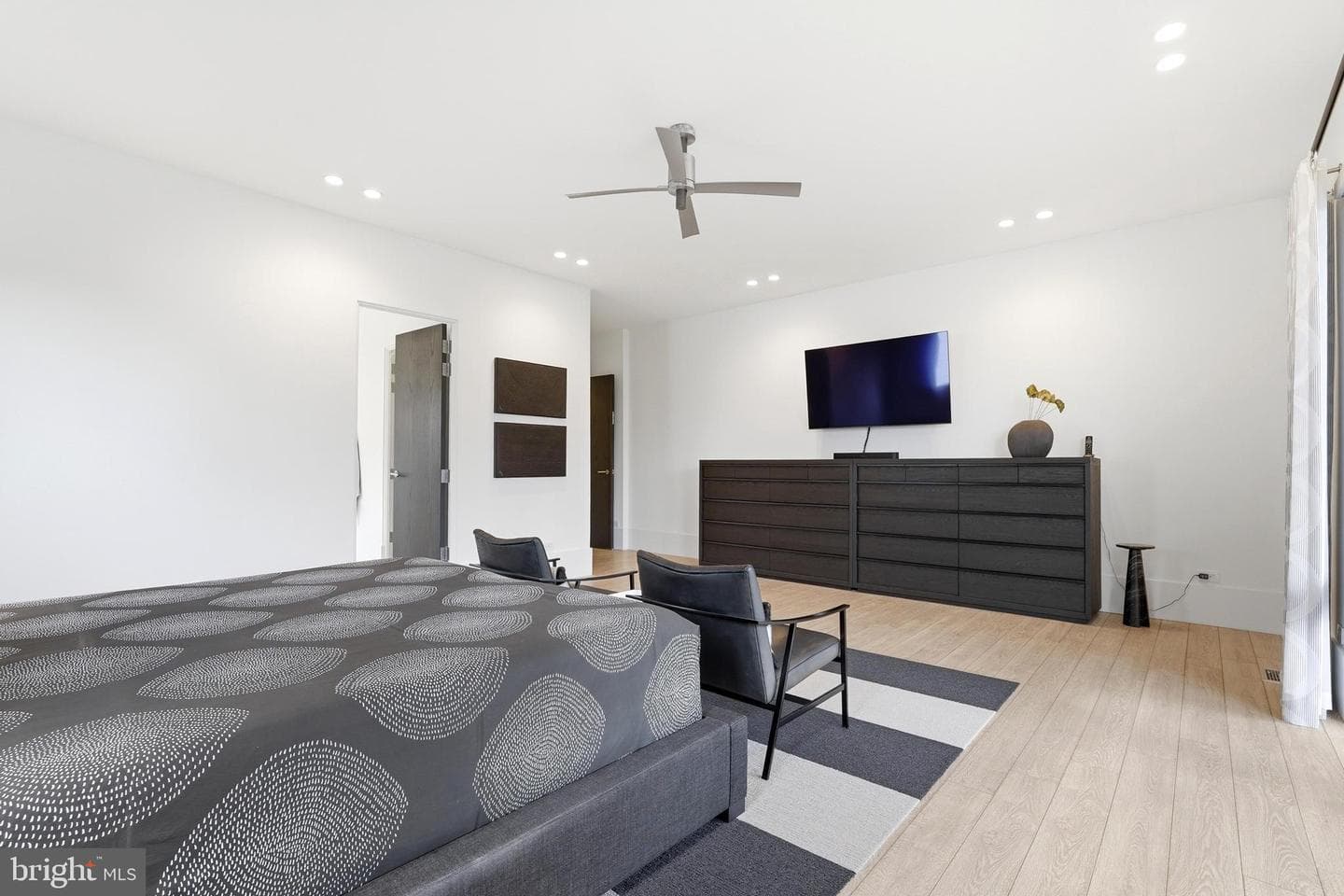 23014 Lavender Valley Court photo 35