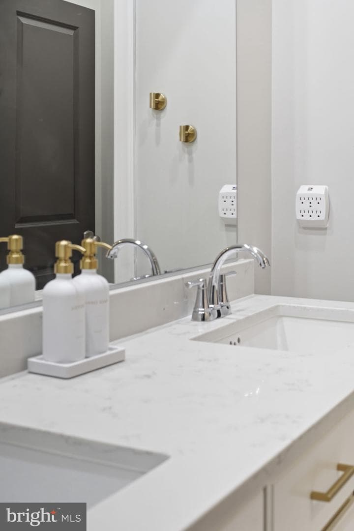 20388 Roslindale Drive photo 44