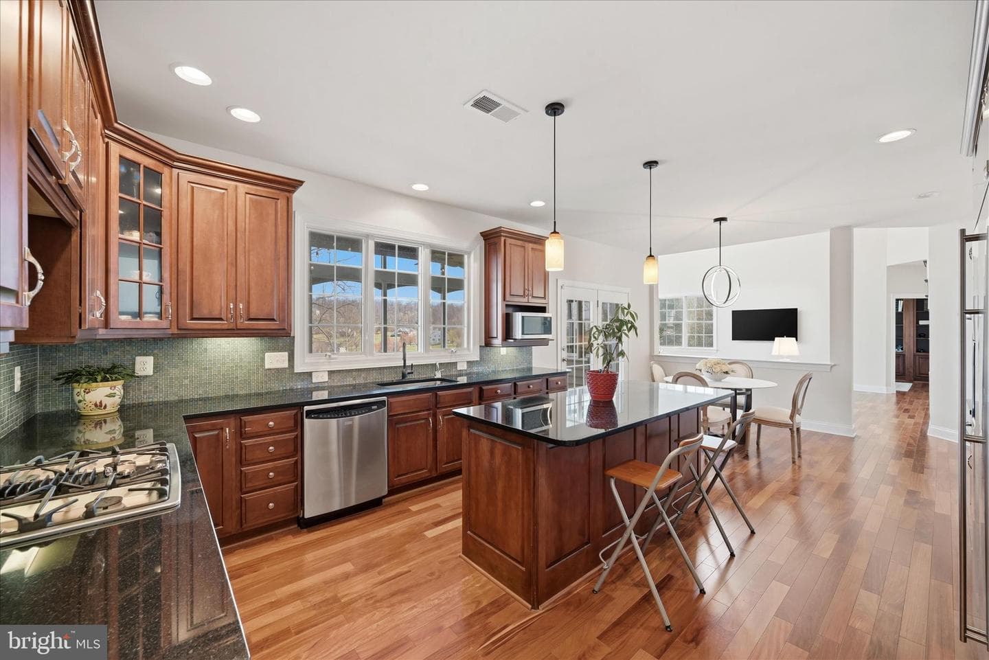 15094 Bankfield Drive photo 29