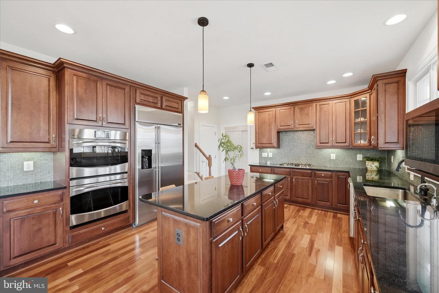 15094 Bankfield Drive photo 31