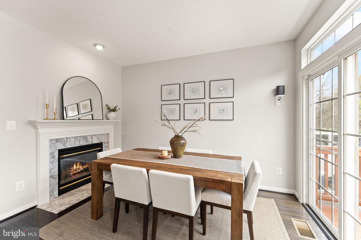 18168 Mill House Square photo 10