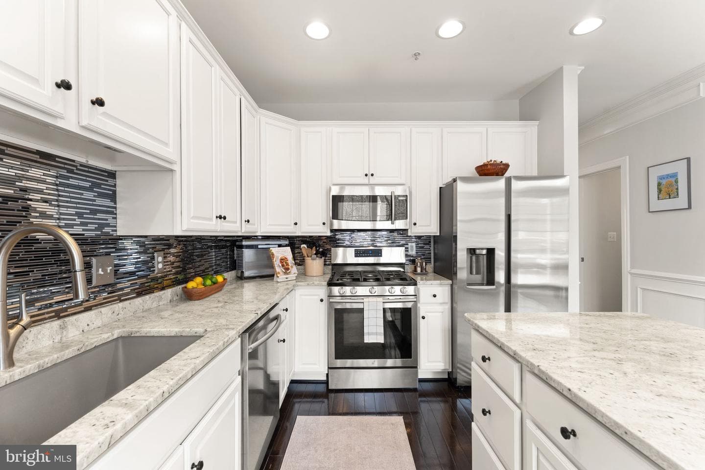 18168 Mill House Square photo 17