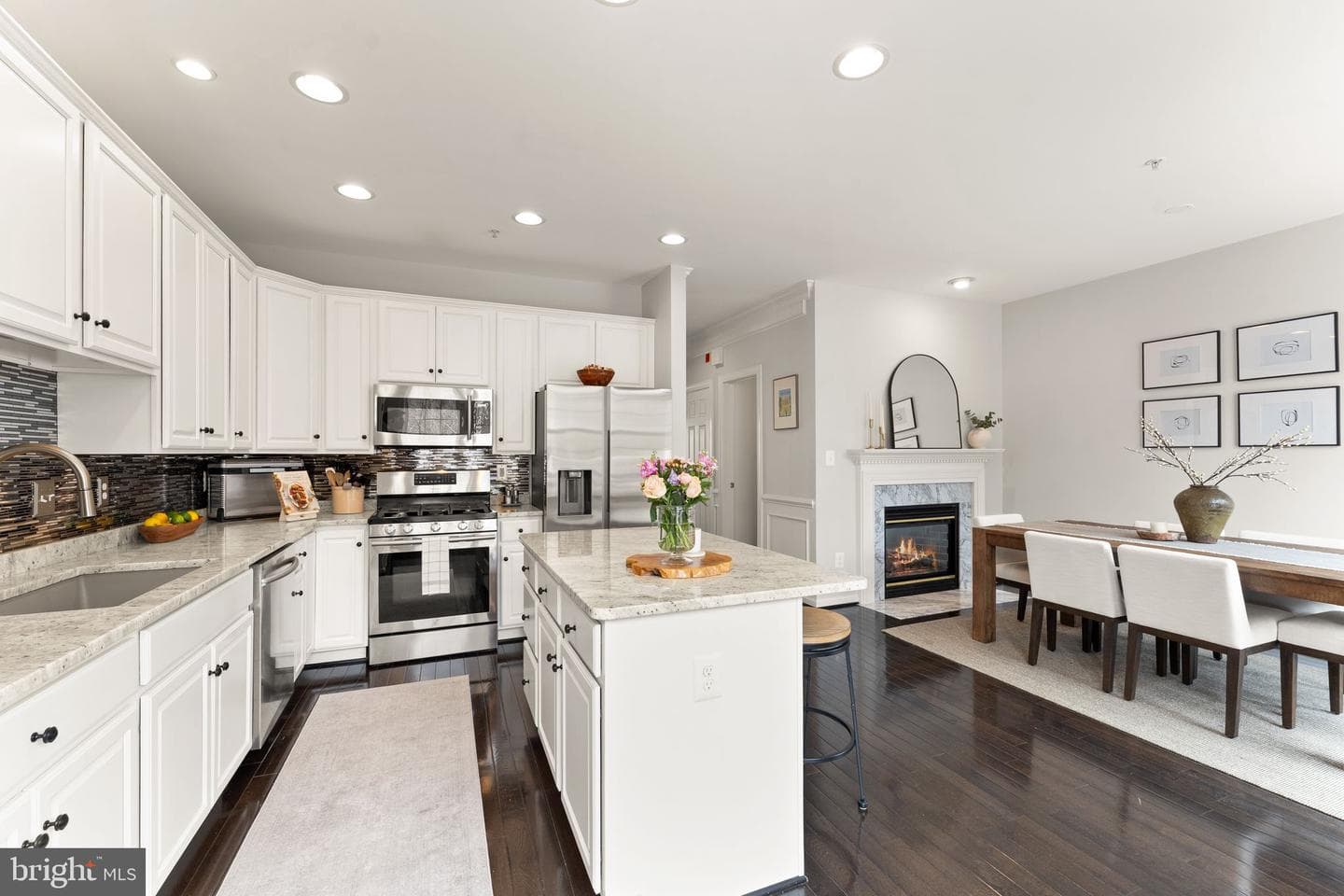 18168 Mill House Square photo 18