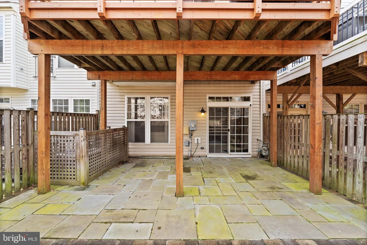 18168 Mill House Square photo 47