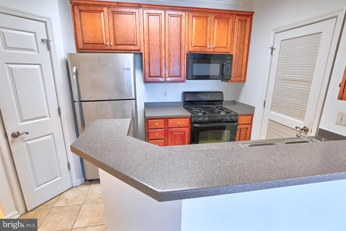 21216 Mcfadden Square #108, Sterling