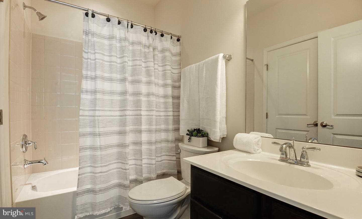 9 Fox Meadow Drive photo 13