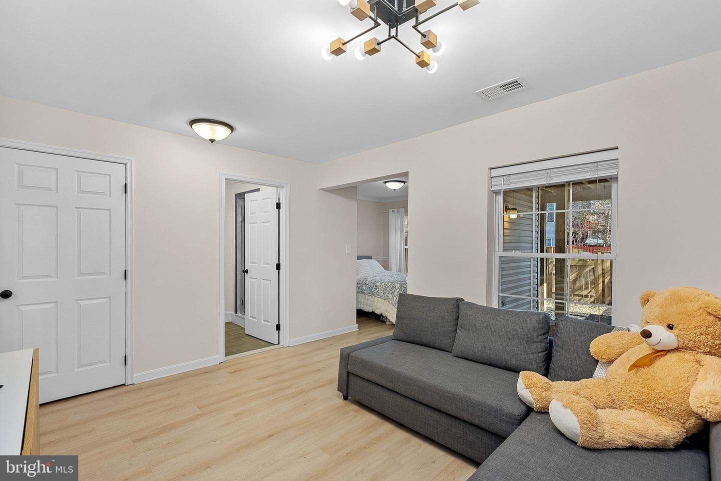 20392 Farmgate Terrace photo 42