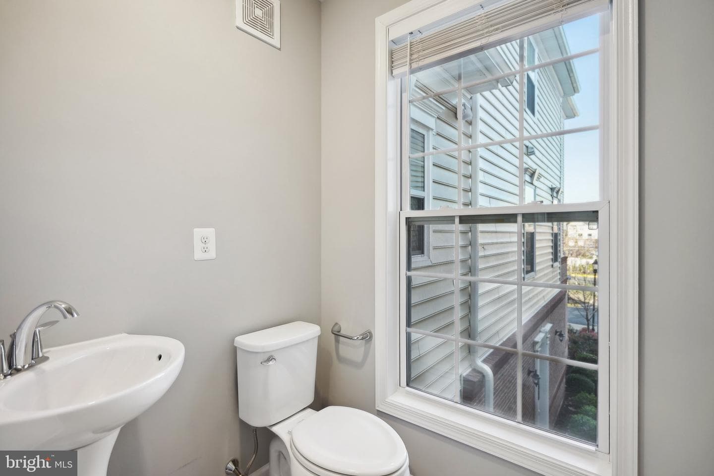 23255 Milltown Knoll Square #110 photo 14