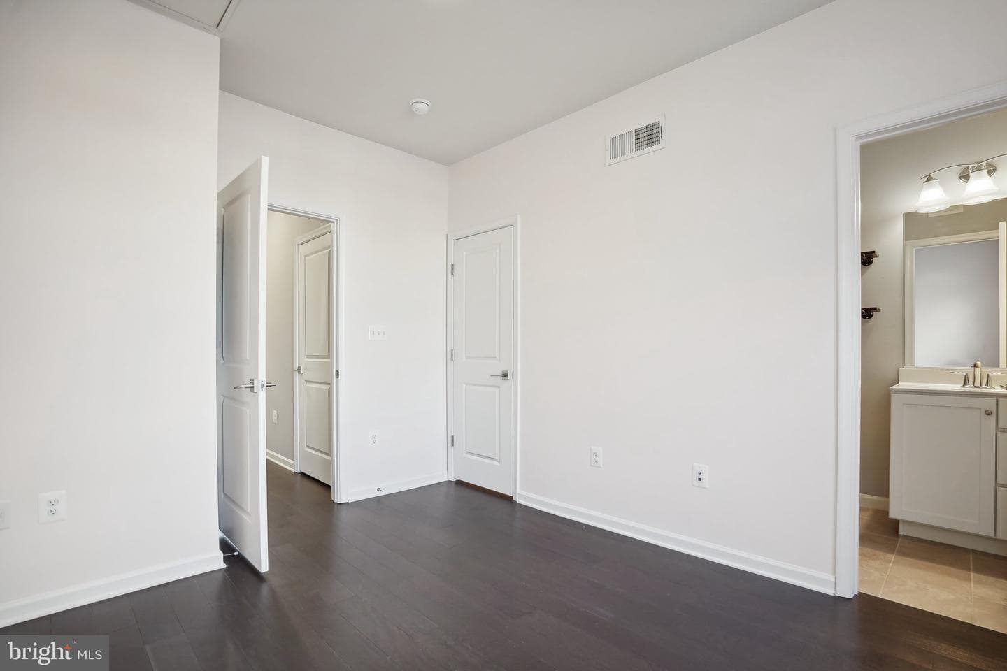23255 Milltown Knoll Square #110 photo 22