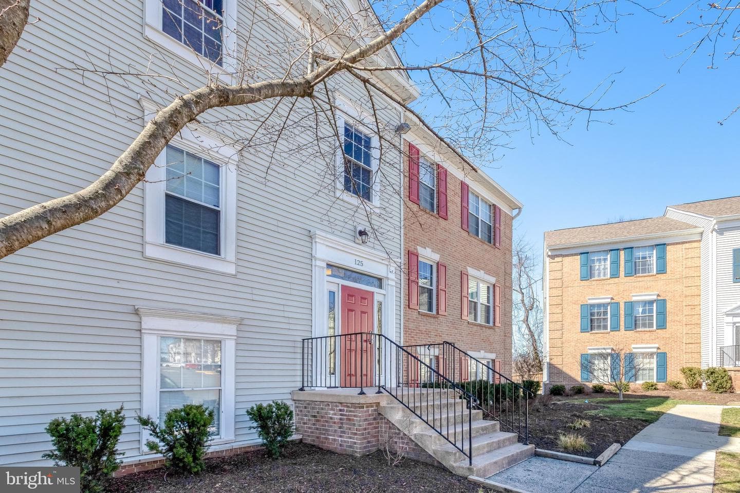 125 Fort Evans Road SE #d photo 3
