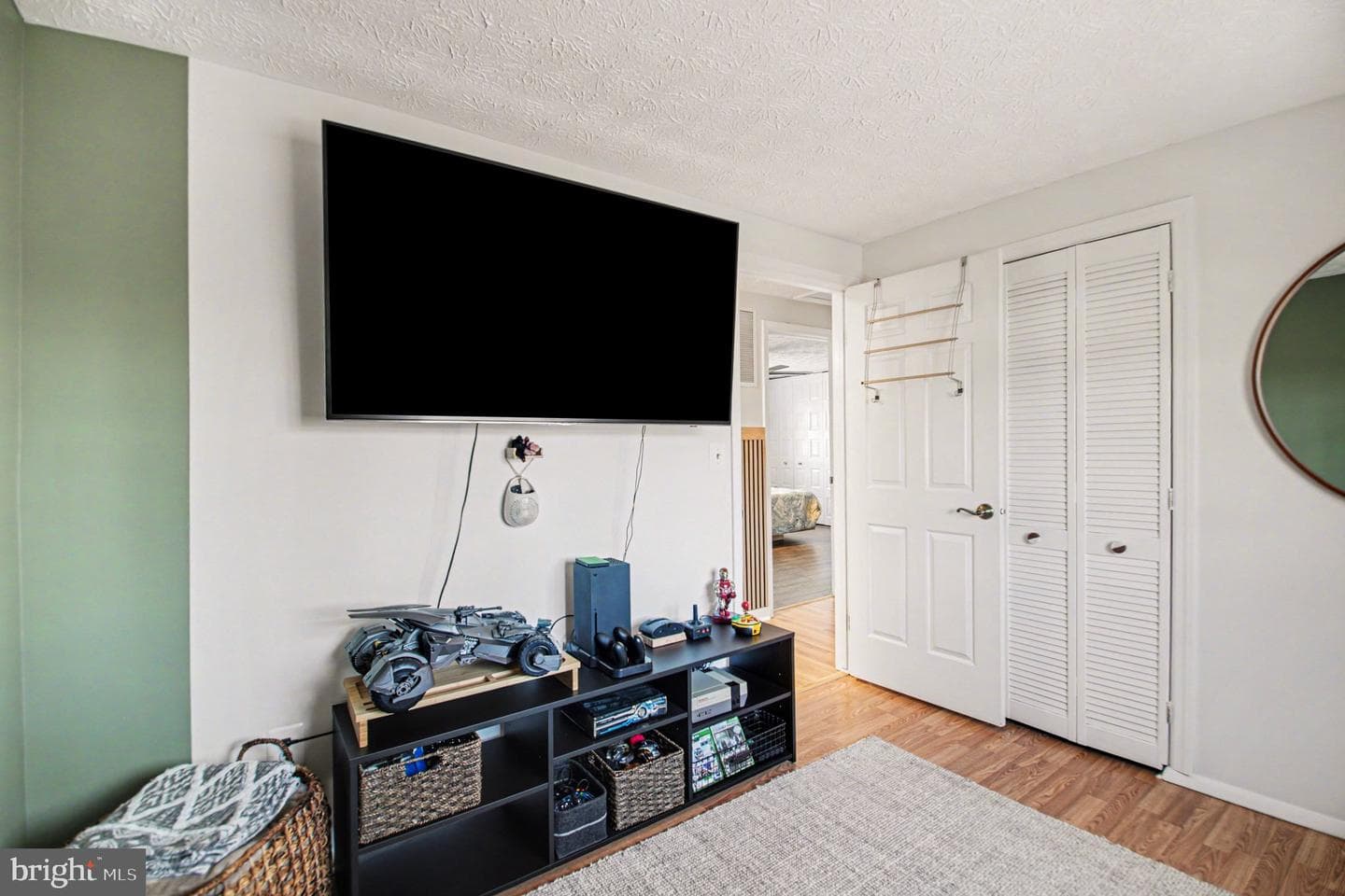 110 Almey Court photo 30