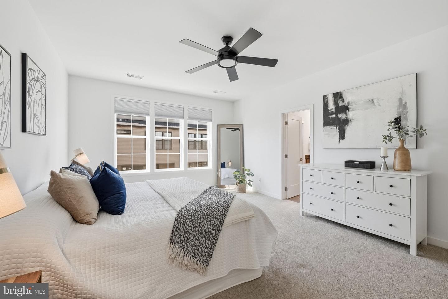 43403 Fifeville Square photo 30
