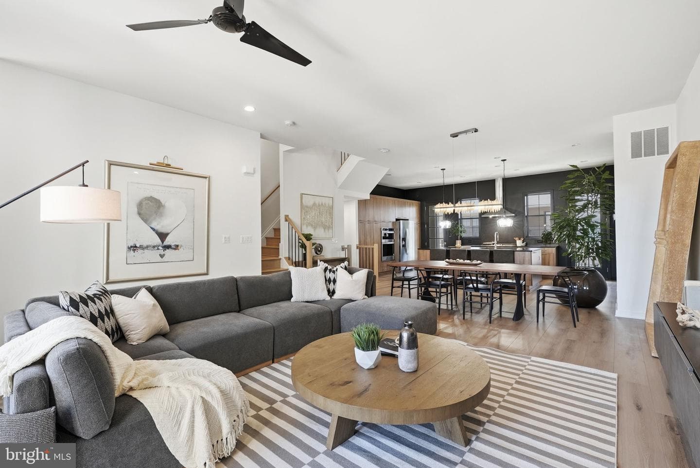 43403 Fifeville Square photo 8