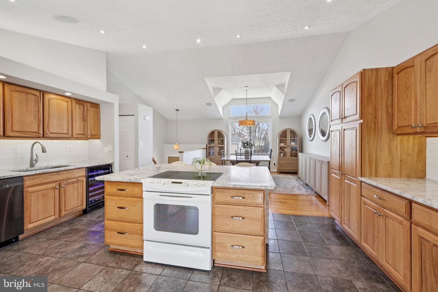22216 Stablehouse Drive photo 13