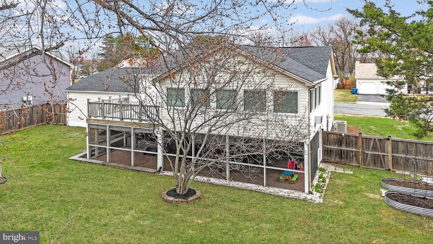 22216 Stablehouse Drive photo 57
