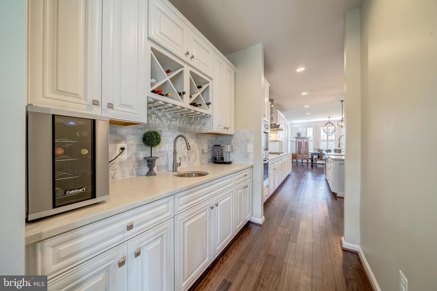 1002 Themis Street SE photo 11