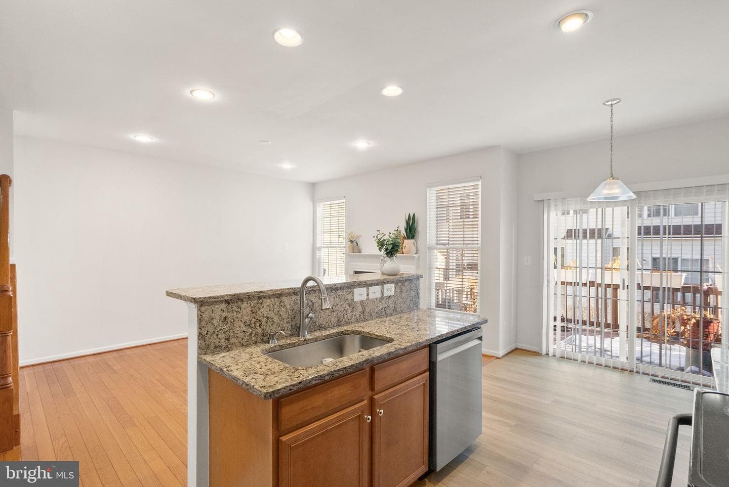 42683 Sandman Terrace photo 14