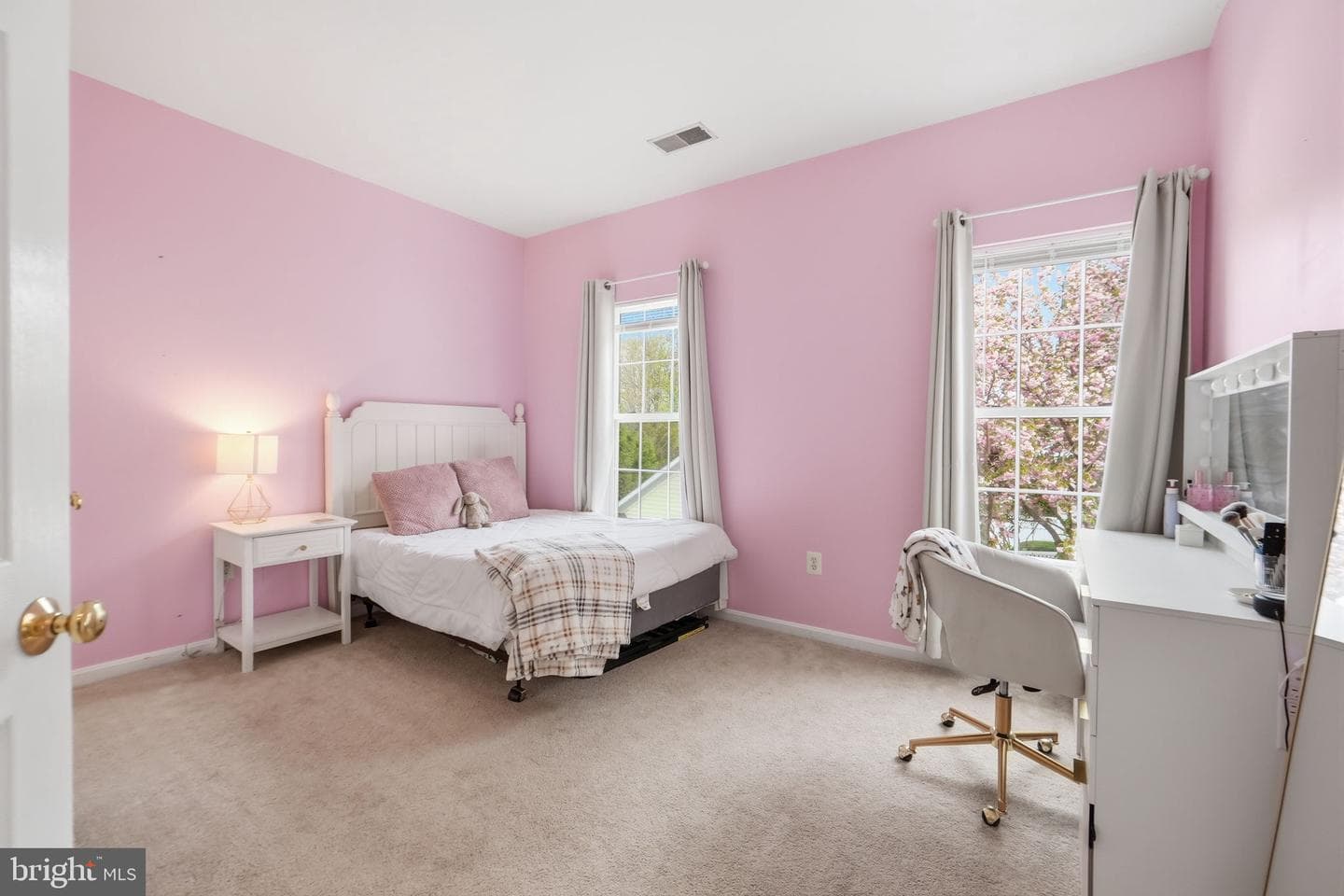 513 Gentlewood Sq photo 29