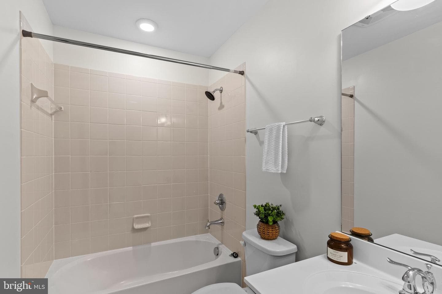 24829 Coats Square photo 20