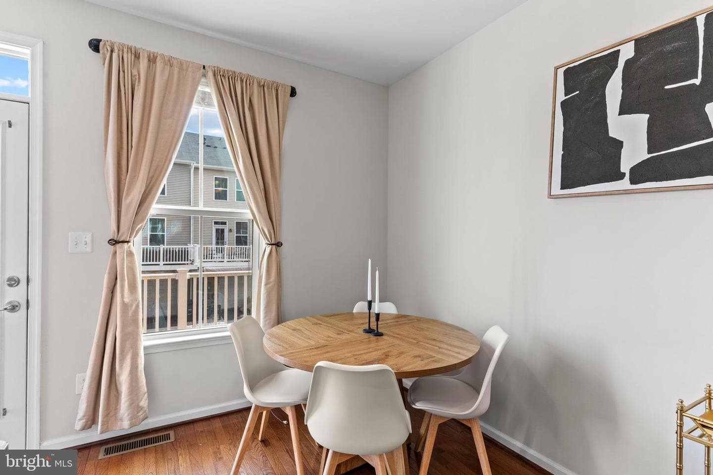 24829 Coats Square photo 6