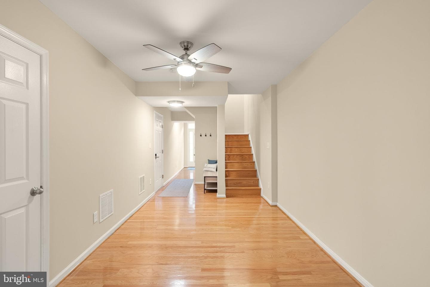 25213 Dunvegan Square photo 28
