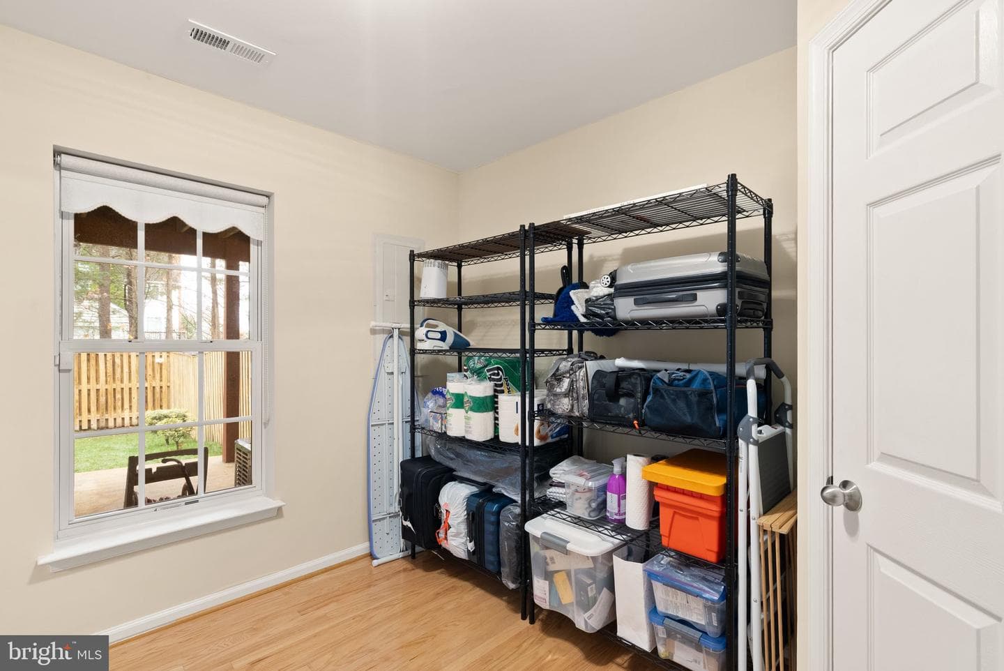 25213 Dunvegan Square photo 33