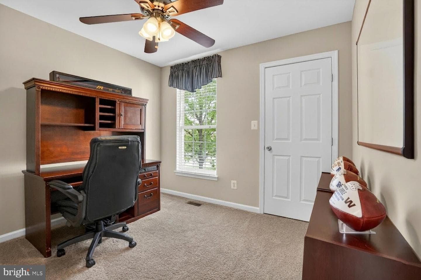 21313 Hidden Pond Place photo 27