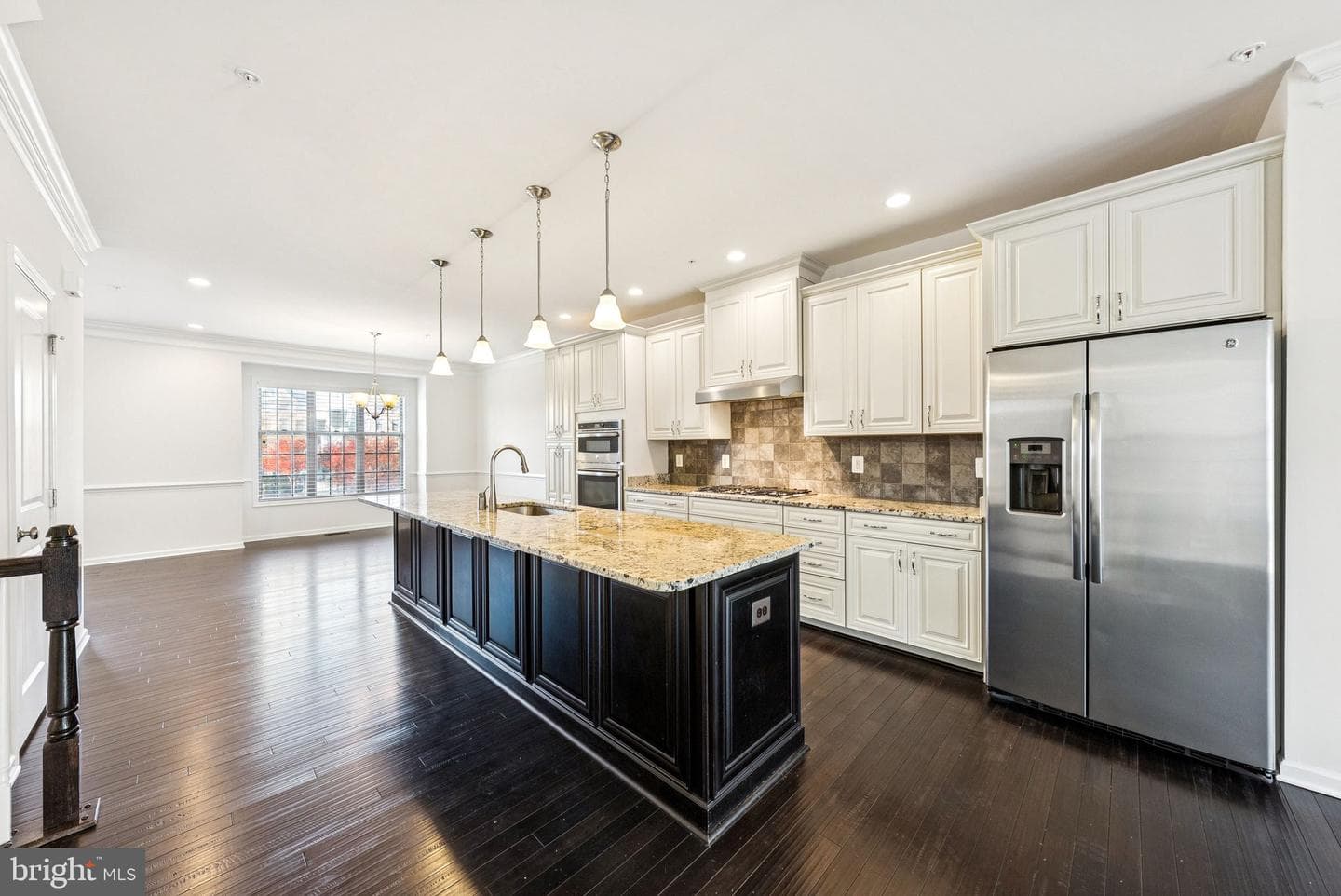 22613 Naugatuck Square photo 4