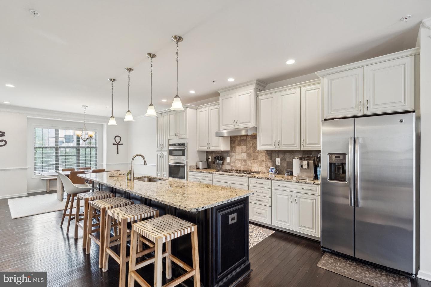 22613 Naugatuck Square photo 6