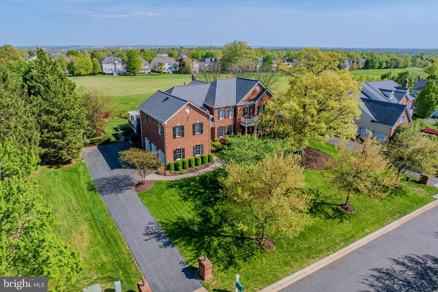 19746 Willowdale Place photo 1