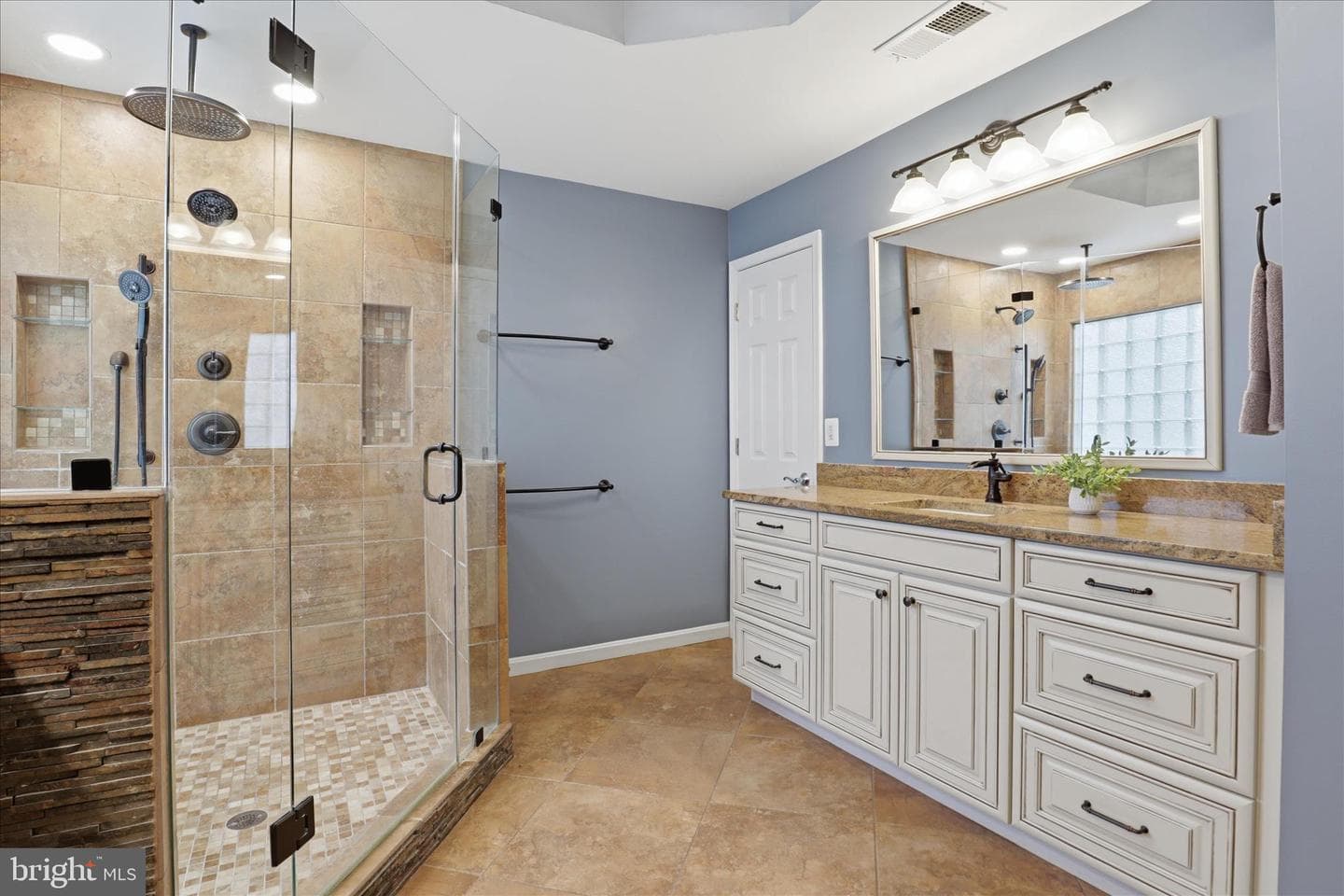 42094 Fiddlehead Place photo 27