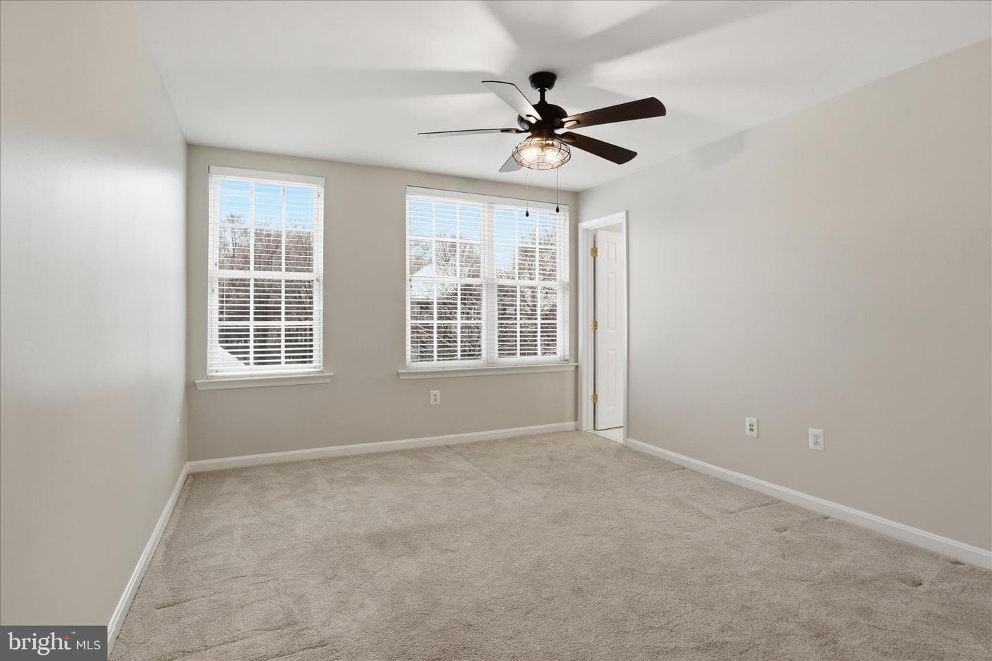 42094 Fiddlehead Place photo 30