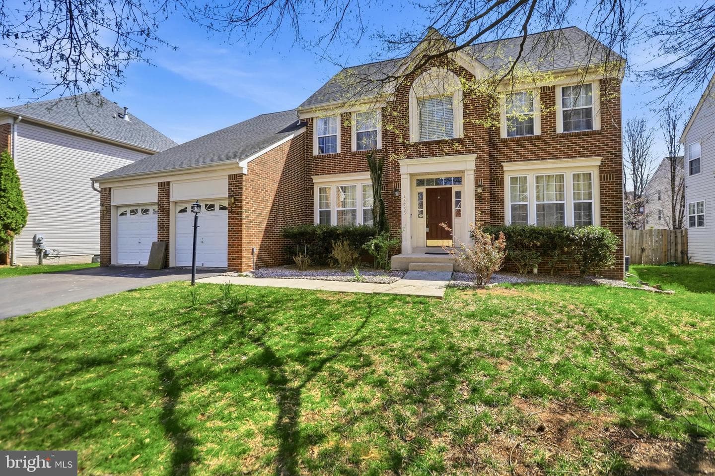 46733 Hollow Mountain Place