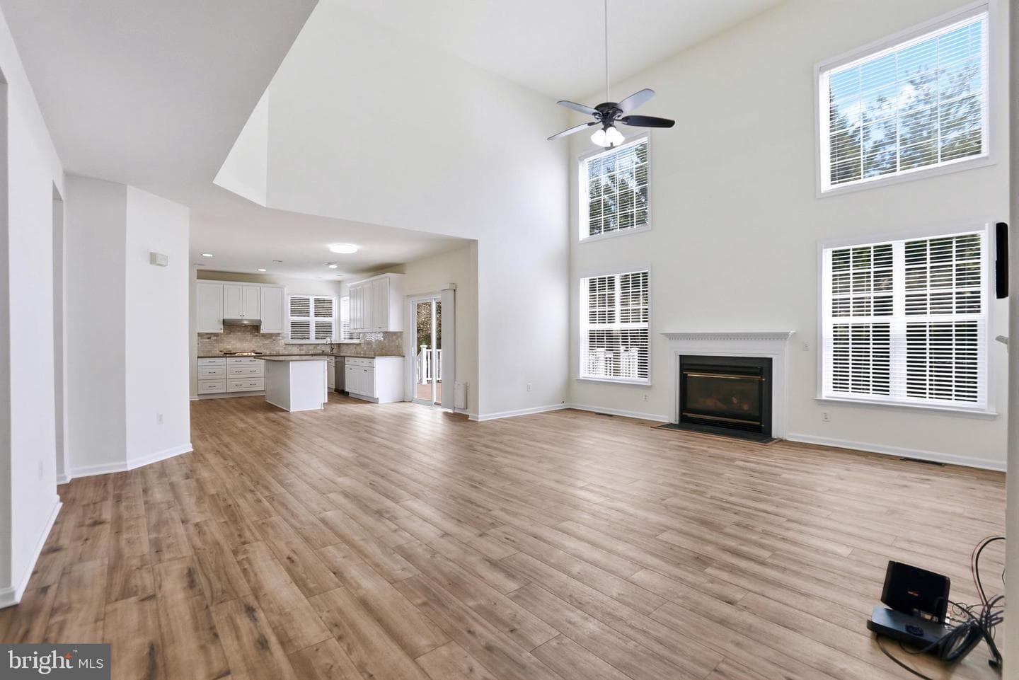 46733 Hollow Mountain Place photo 12