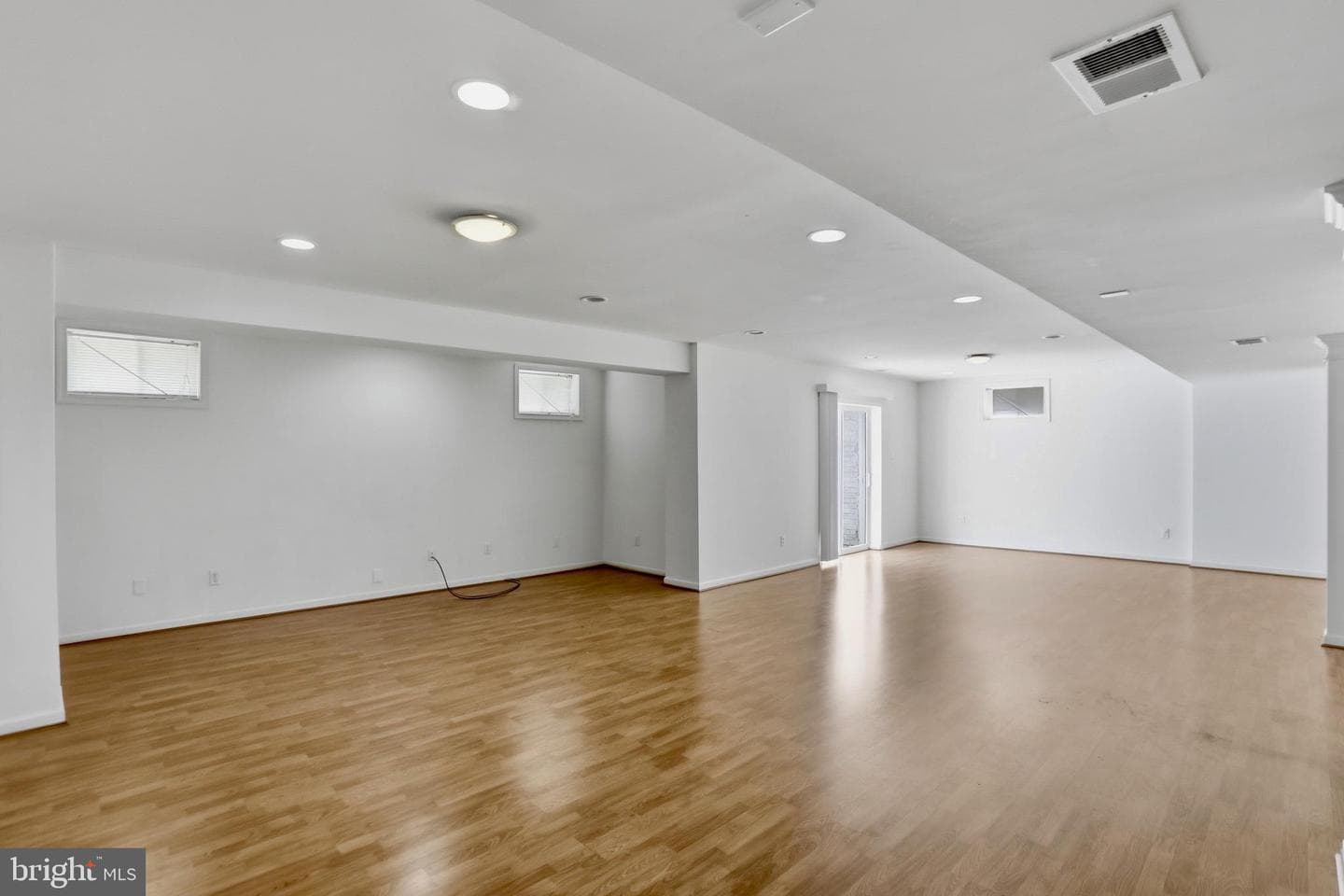 46733 Hollow Mountain Place photo 28