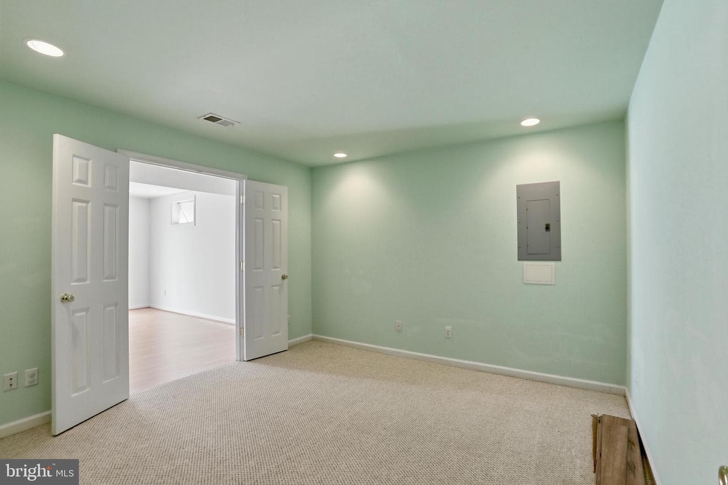 46733 Hollow Mountain Place photo 30