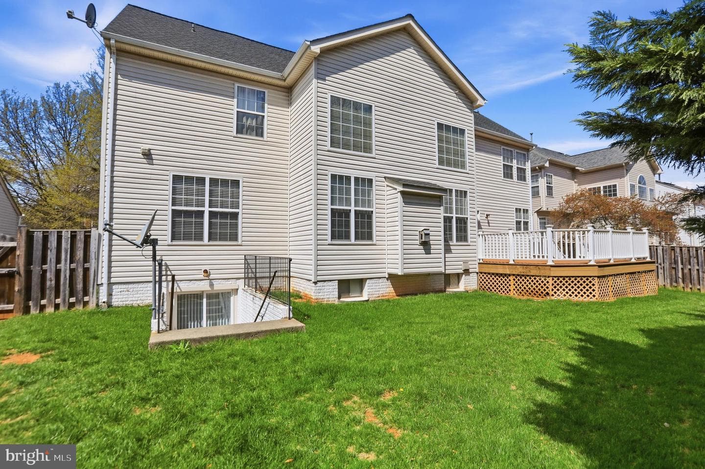 46733 Hollow Mountain Place photo 34