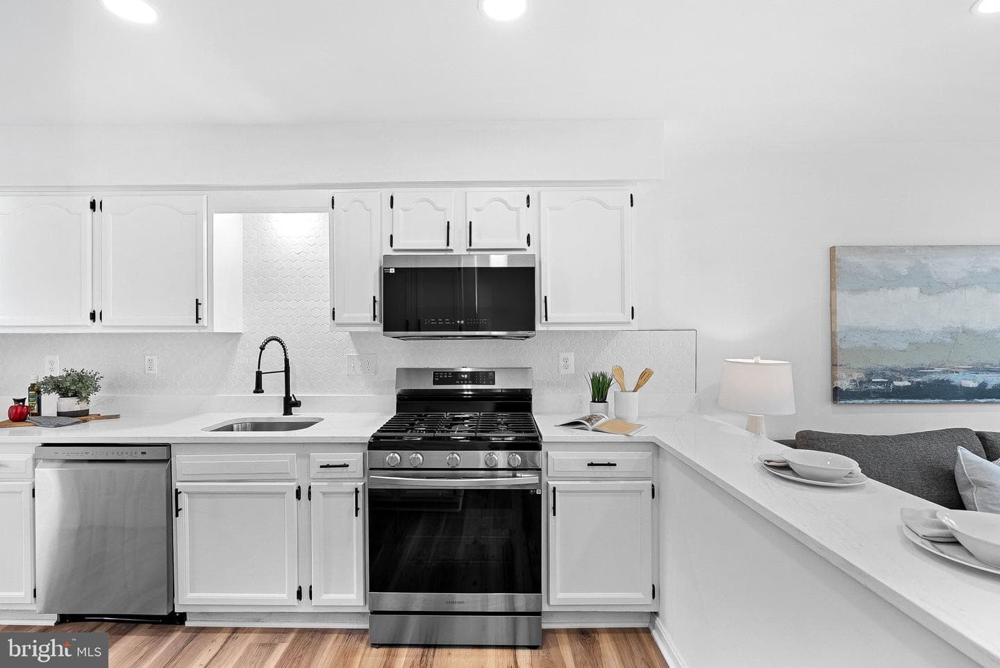 412 Nikki Terrace SE photo 23