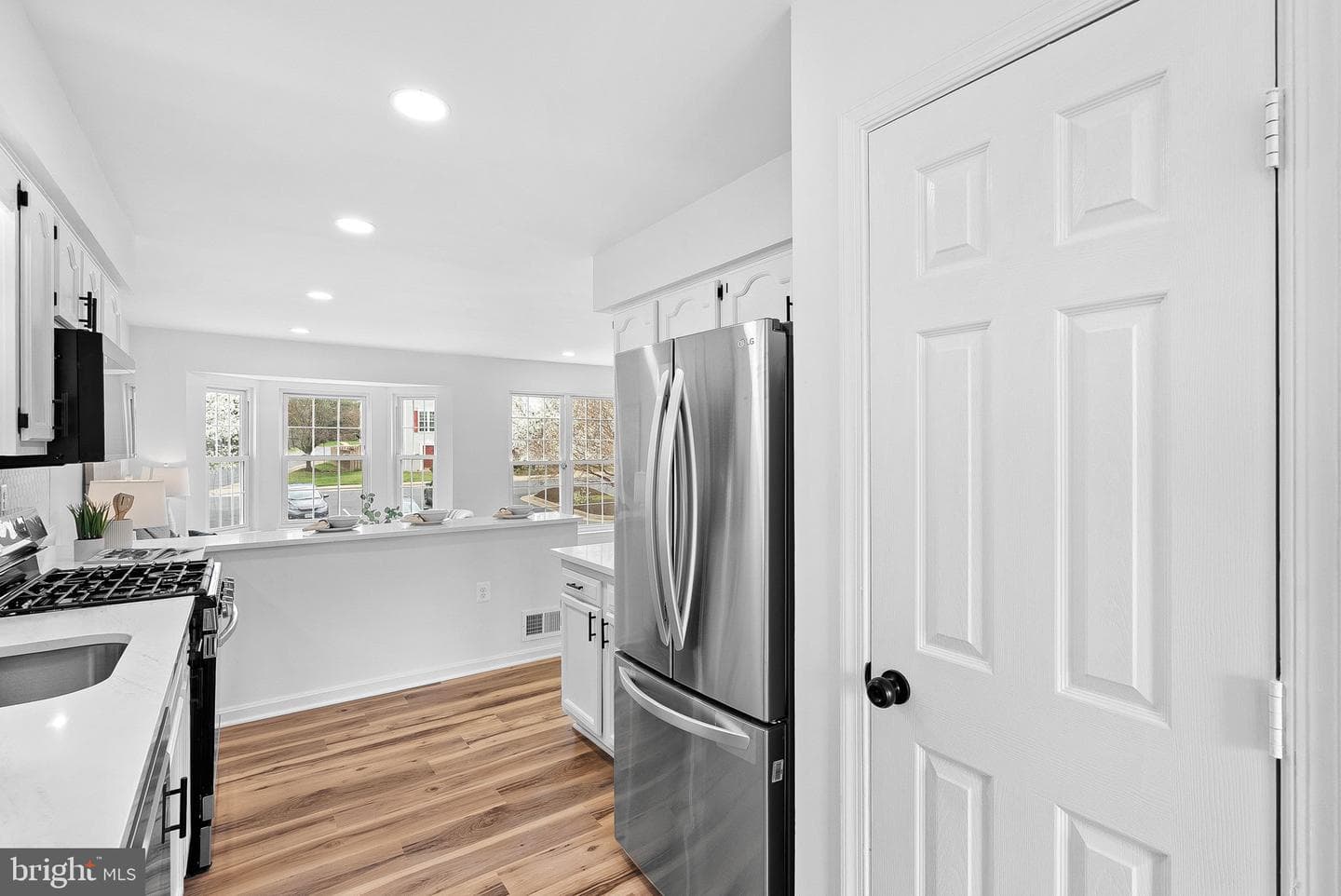 412 Nikki Terrace SE photo 26