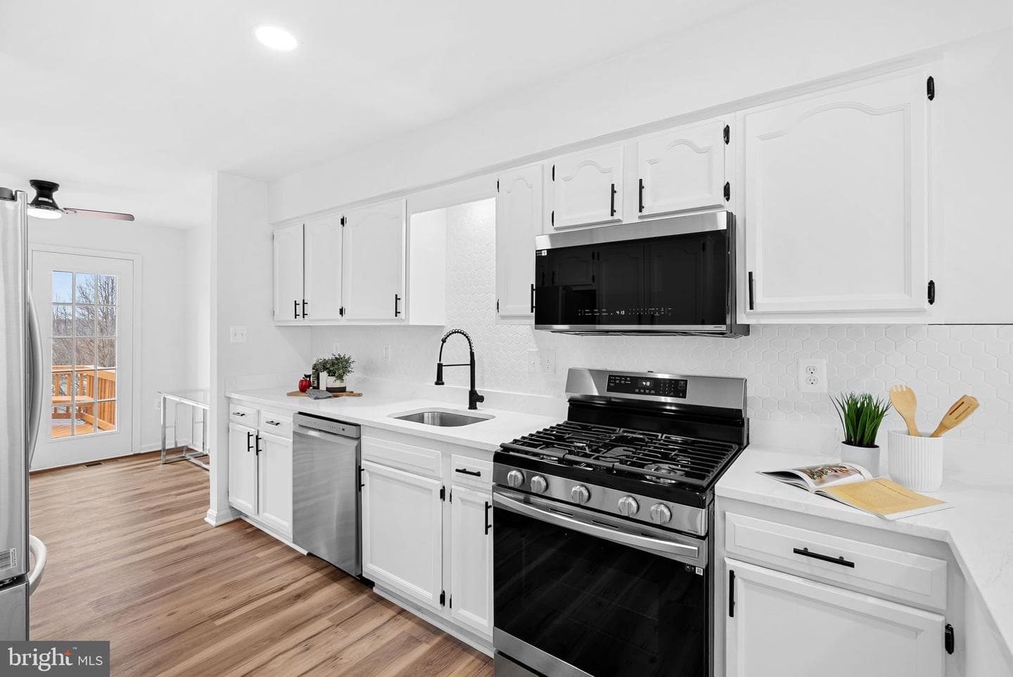 412 Nikki Terrace SE photo 28