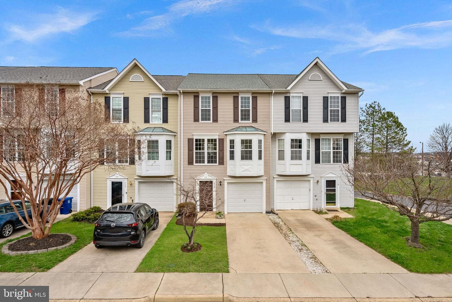 412 Nikki Terrace SE photo 3