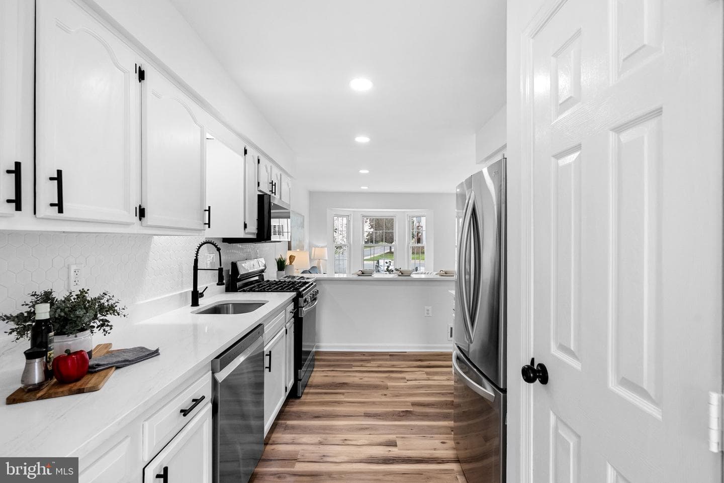 412 Nikki Terrace SE photo 30