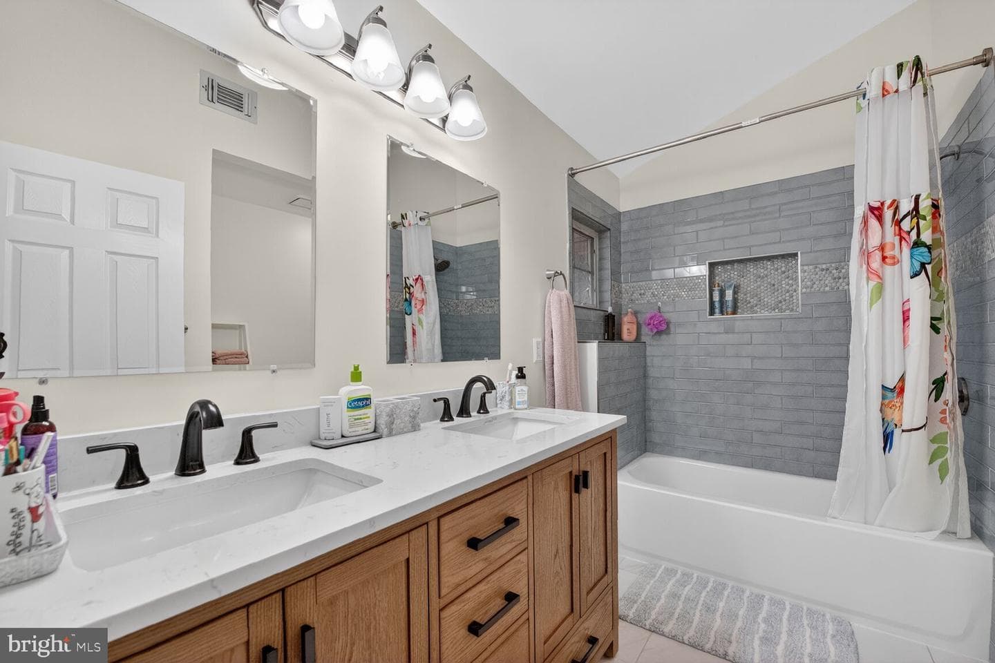 45070 Brae Terrace #102 photo 17
