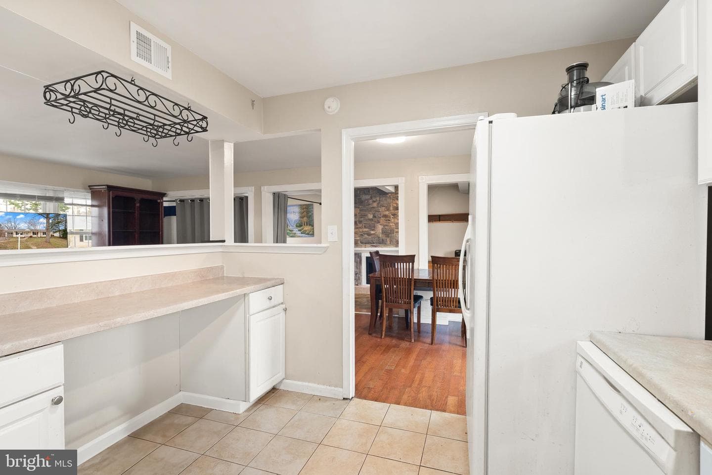 1301 N Amelia Street photo 10