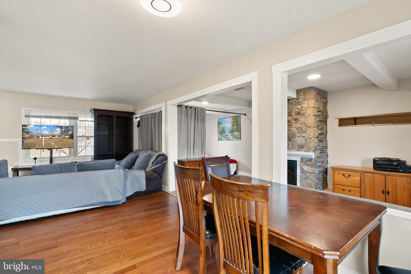 1301 N Amelia Street photo 5