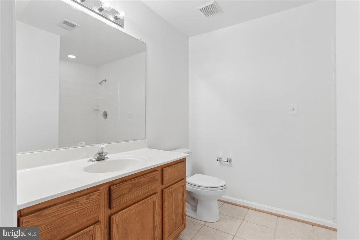 631 Constellation Square SE #d photo 16