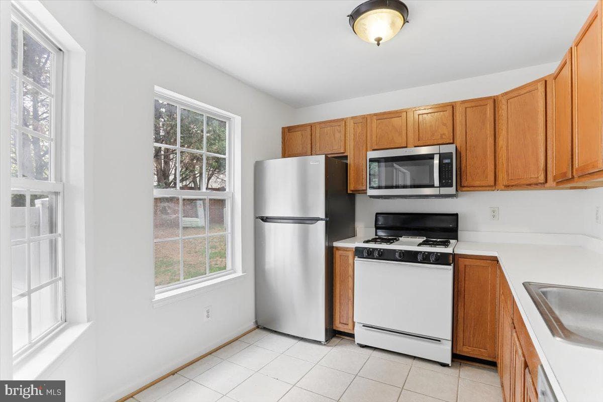631 Constellation Square SE #d photo 6