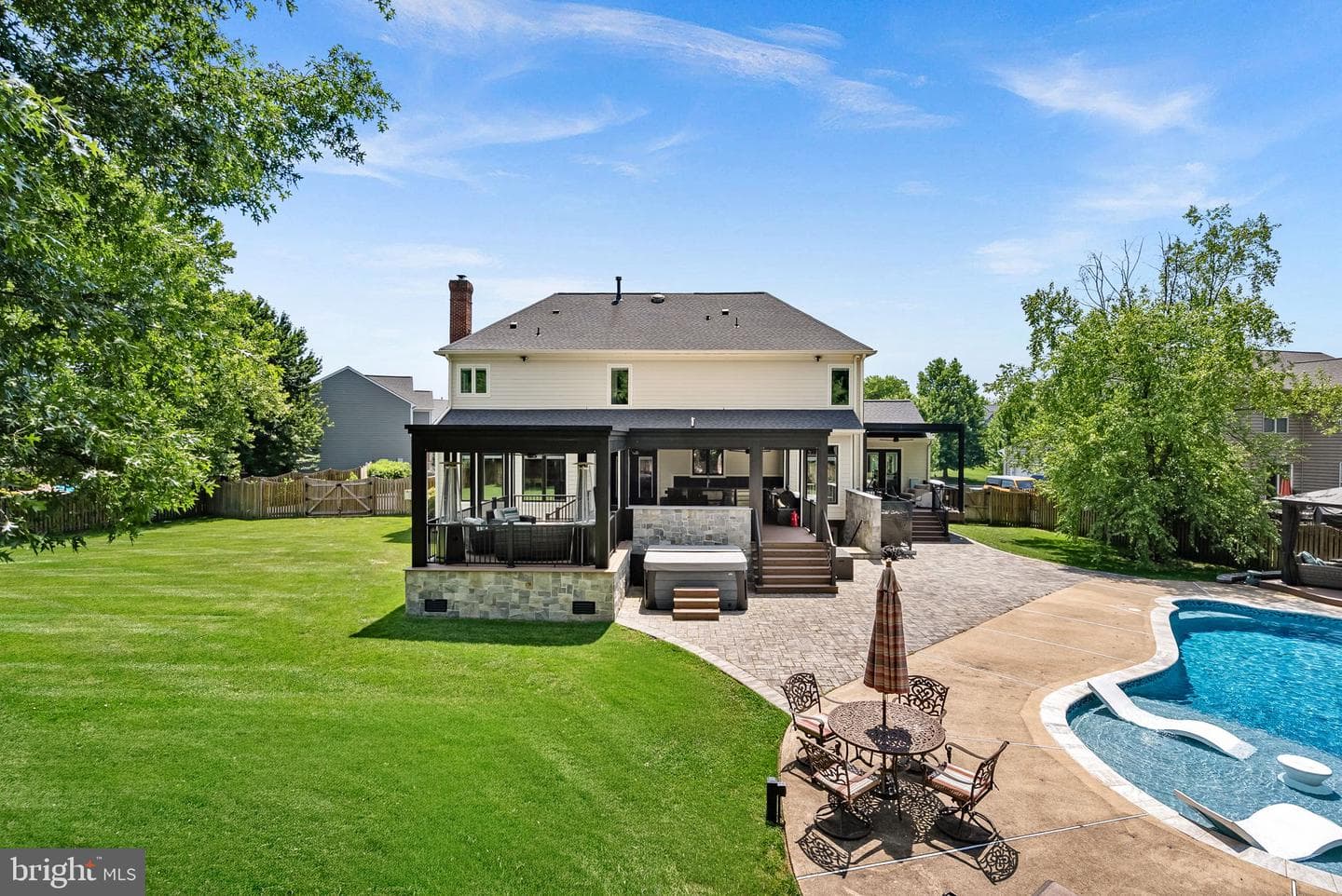22043 Water Run Court photo 127